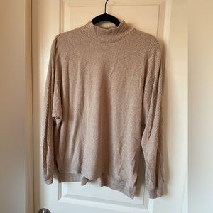 Banana Republic beige sweater/sweatshirt, size small.